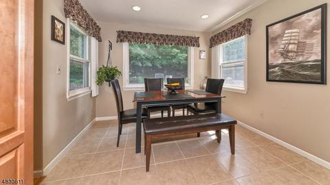 93 Point View Pkwy, Wayne, NJ 07470 photo 11