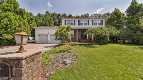 93 Point View Pkwy, Wayne, NJ 07470 photo 2