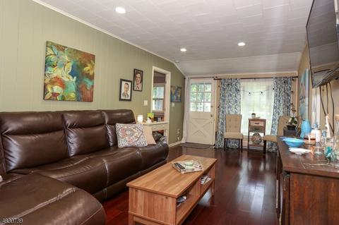 5 Ruby Dr, Jefferson, NJ 07438 photo 4