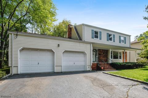 73 Haliday St, Clark, NJ 07066 photo 2