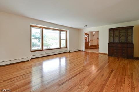 73 Haliday St, Clark, NJ 07066 photo 11