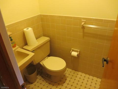 73 Haliday St, Clark, NJ 07066 photo 21