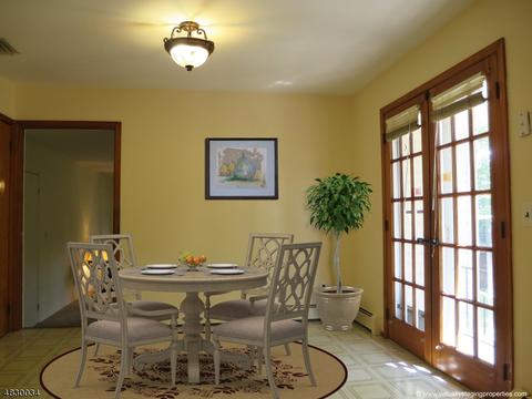 73 Haliday St, Clark, NJ 07066 photo 6