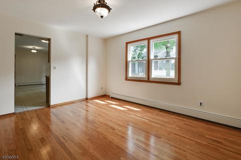 73 Haliday St, Clark, NJ 07066 photo 13
