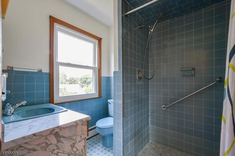 73 Haliday St, Clark, NJ 07066 photo 22