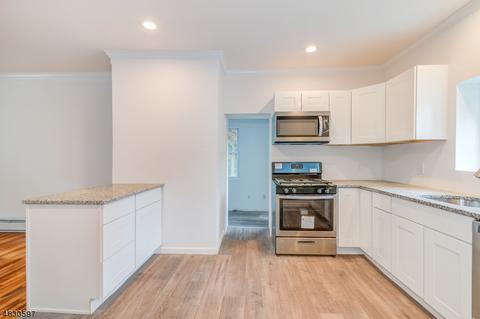 312 Sharp St, Hackettstown, NJ 07840 photo 13