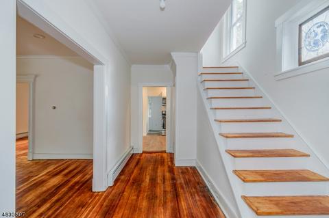 312 Sharp St, Hackettstown, NJ 07840 photo 4