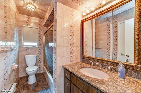 733 Highland Ave, Paramus, NJ 07652 photo 15