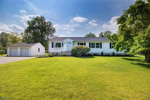 72 Decker Rd, Flemington, NJ 08822 photo 3