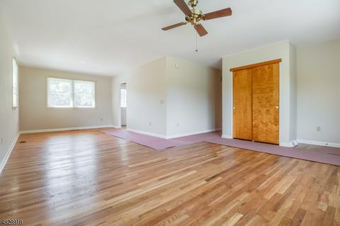 72 Decker Rd, Flemington, NJ 08822 photo 4