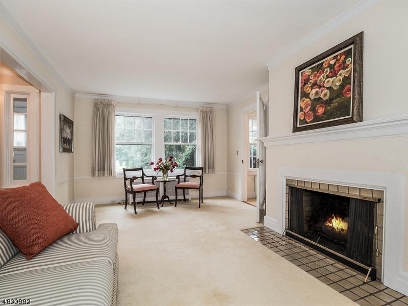  396 Rock Rd, Glen Rock, NJ 07452 photo 4