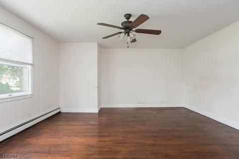 210 Fredrick St, Paramus, NJ 07652 photo 14