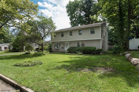 210 Fredrick St, Paramus, NJ 07652 photo 2