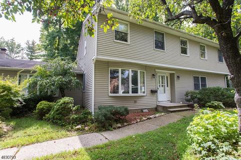 210 Fredrick St, Paramus, NJ 07652 photo 4