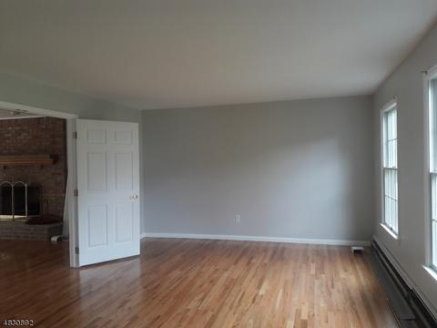 3 Bitola Dr, Wayne, NJ 07470 photo 5