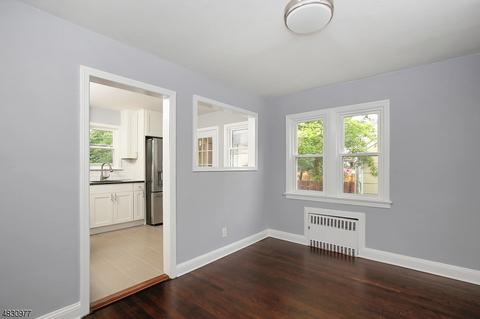 267 E 4th Ave, Roselle, NJ 07203 photo 9