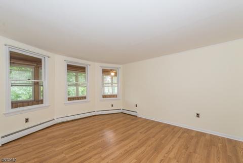 239 Parish Dr, Wayne, NJ 07470 photo 6