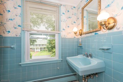 239 Parish Dr, Wayne, NJ 07470 photo 13