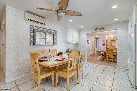 15 Orchard Pl, Wayne, NJ 07470 photo 11