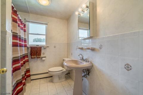 15 Orchard Pl, Wayne, NJ 07470 photo 19