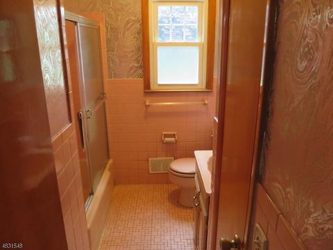 7 Doris Way, Clark, NJ 07066 photo 8