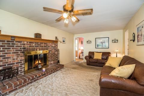 12 Peslin Ct, Wayne, NJ 07470 photo 15