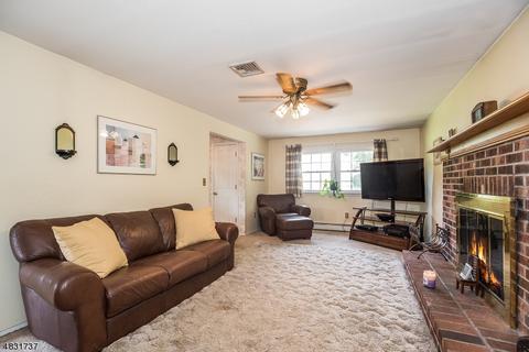 12 Peslin Ct, Wayne, NJ 07470 photo 13