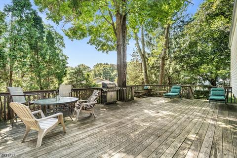 12 Peslin Ct, Wayne, NJ 07470 photo 23