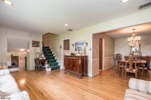 12 Peslin Ct, Wayne, NJ 07470 photo 10