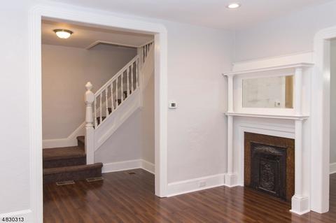 726 W 4th St, Plainfield, NJ 07060 photo 2
