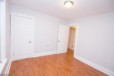 726 W 4th St, Plainfield, NJ 07060 photo 9