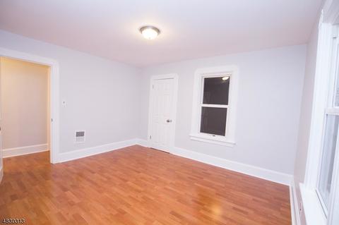 726 W 4th St, Plainfield, NJ 07060 photo 7