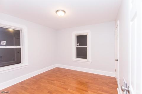 726 W 4th St, Plainfield, NJ 07060 photo 10