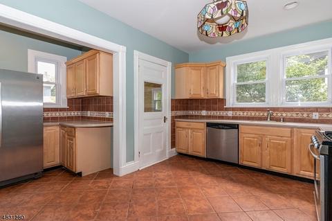 1004 E 7th St, Plainfield, NJ 07060 photo 14