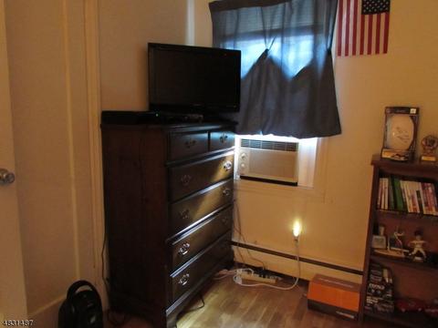 4 Henry Pl, Wanaque Boro, NJ 07420 photo 11