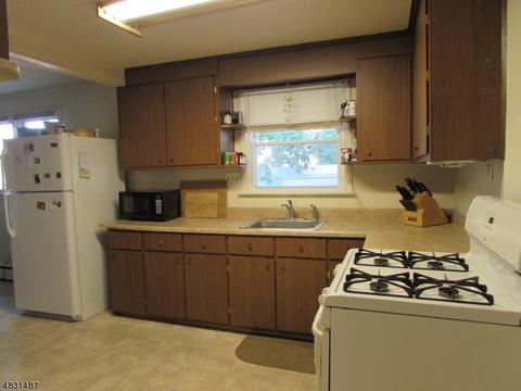 4 Henry Pl, Wanaque Boro, NJ 07420 photo 14