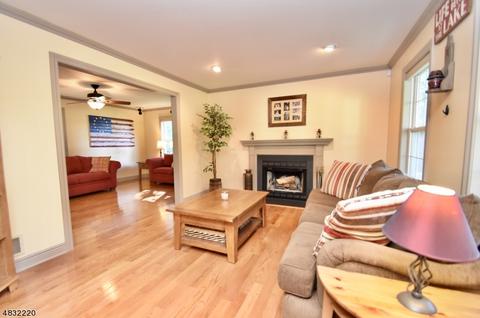 1 Towpath Ln, Stanhope, NJ 07874 photo 2