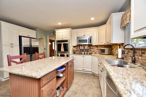1 Towpath Ln, Stanhope, NJ 07874 photo 5