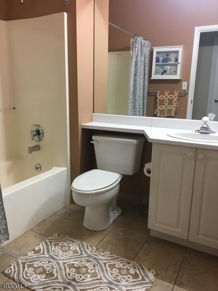 609 Brittany Dr, Wayne, NJ 07470 photo 11