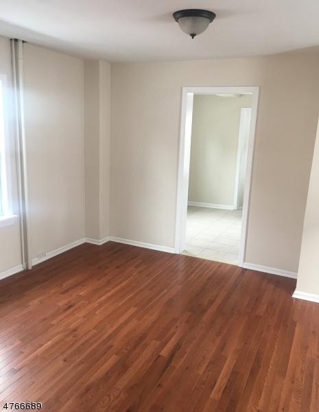37 King St, Dover, NJ 07801 photo 15