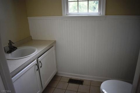 57 Crenshaw Dr, Mount Olive Twp., NJ 07836 photo 4