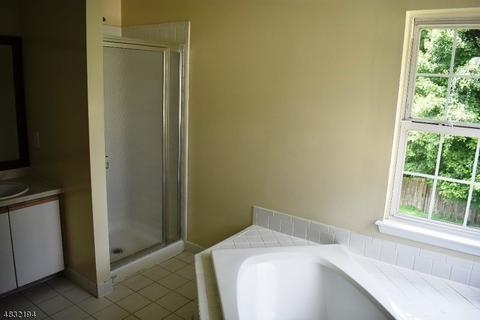 57 Crenshaw Dr, Mount Olive Twp., NJ 07836 photo 13