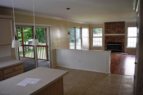 57 Crenshaw Dr, Mount Olive Twp., NJ 07836 photo 5