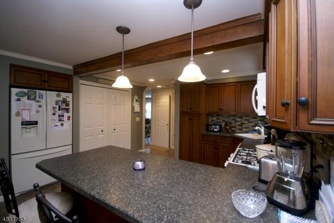 10 Dixie Ave, Hawthorne, NJ 07506 photo 14