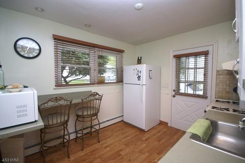 10 Dixie Ave, Hawthorne, NJ 07506 photo 6