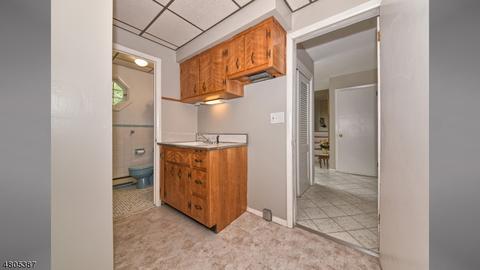 117 Webster Dr, Wayne, NJ 07470 photo 17