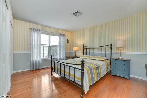 778 Livingston Ct, Paramus, NJ 07652 photo 13