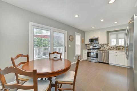 778 Livingston Ct, Paramus, NJ 07652 photo 10