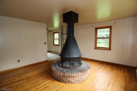 146 Black Brook Rd, Hampton, NJ 08827 photo 2