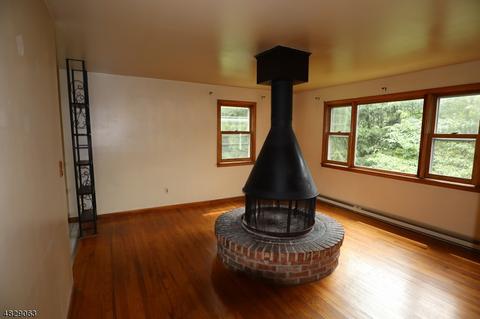 146 Black Brook Rd, Hampton, NJ 08827 photo 3